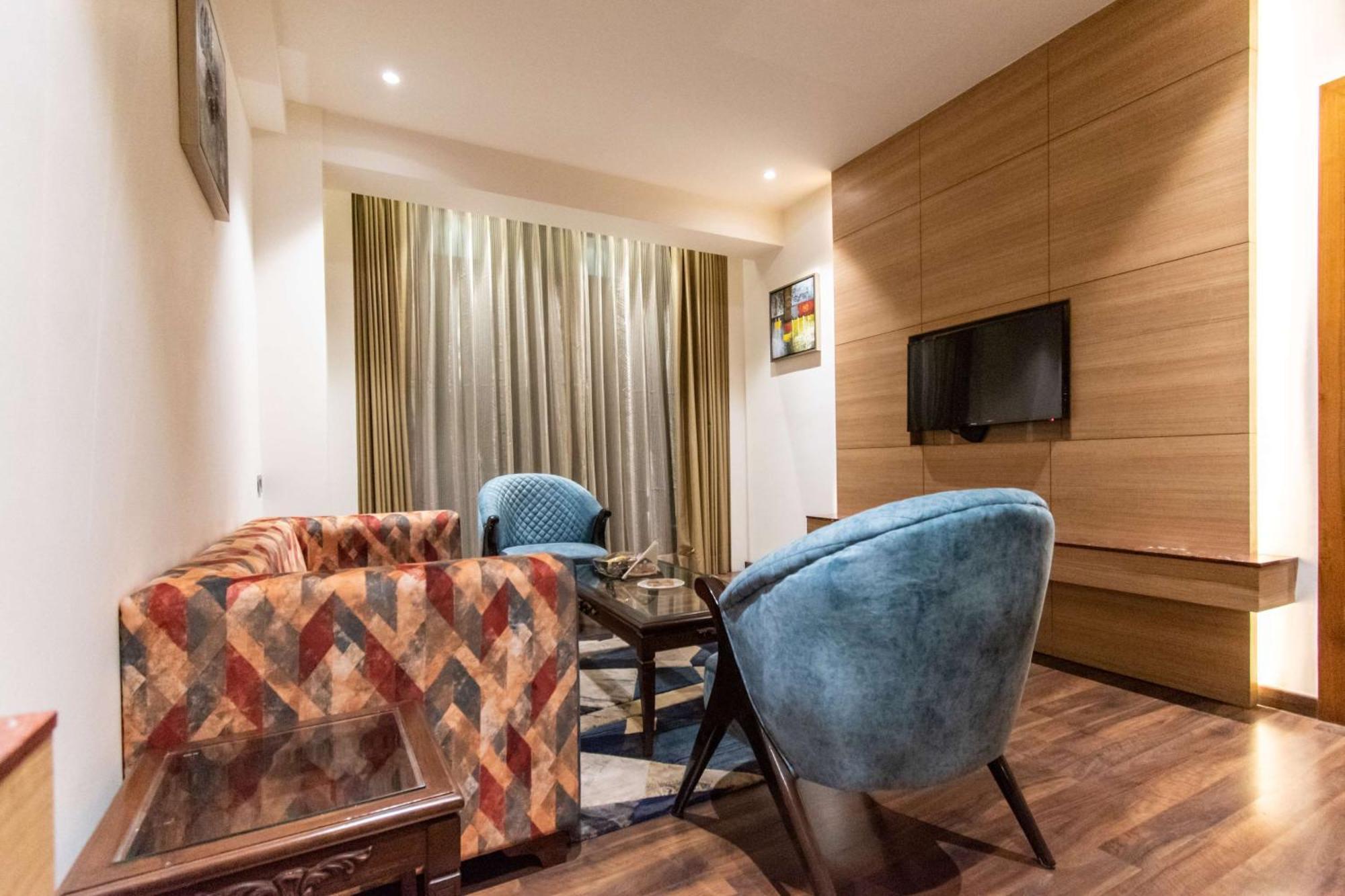 Best Western La Vista Pathānkot Exteriér fotografie