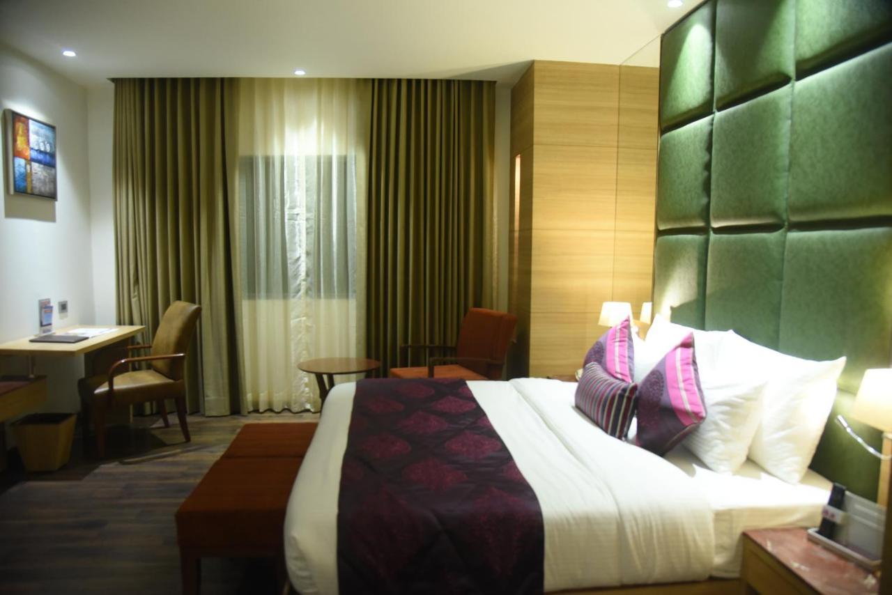 Best Western La Vista Pathānkot Exteriér fotografie